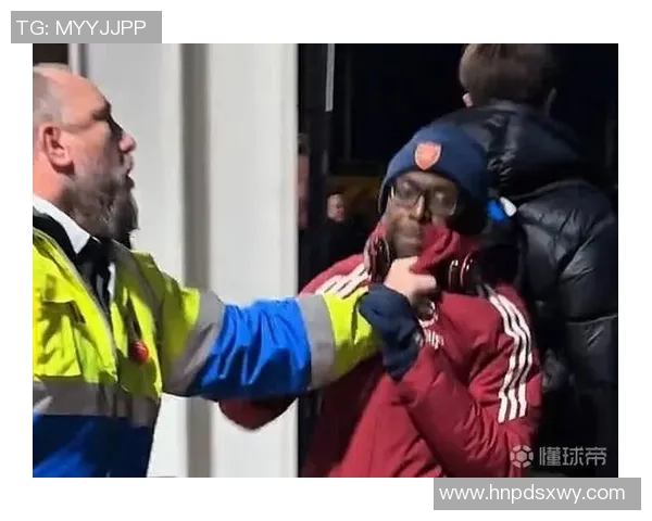 某网红讽刺某足球球星引发热议 粉丝与球迷纷纷表态支持或反对