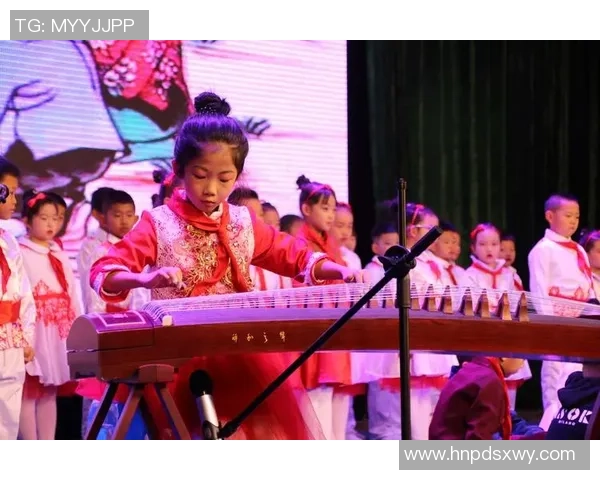 绿茵逐梦豪情万丈以足球球星个人诗句点亮辉煌岁月